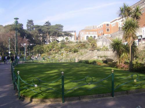 A Cozy House To Stay In Sunny Bournemouth
