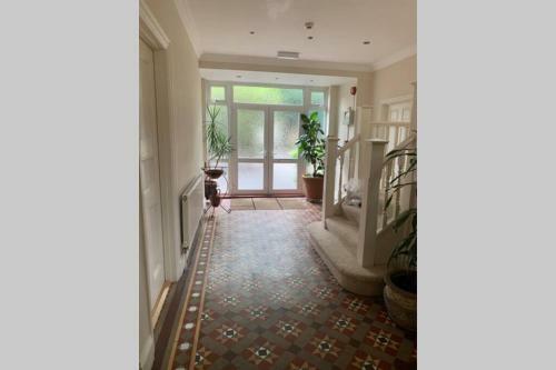 A Cozy House To Stay In Sunny Bournemouth