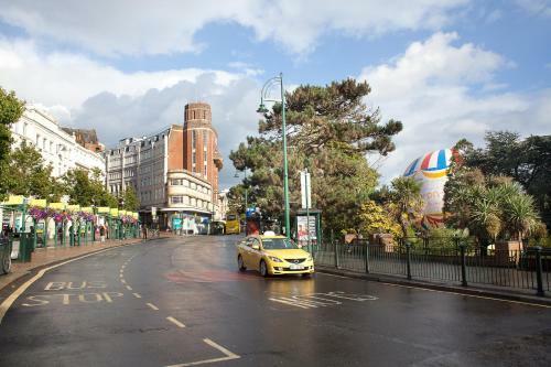 A Cozy House To Stay In Sunny Bournemouth