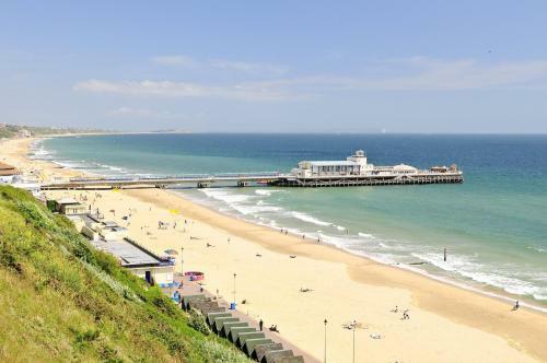 A Cozy House To Stay In Sunny Bournemouth