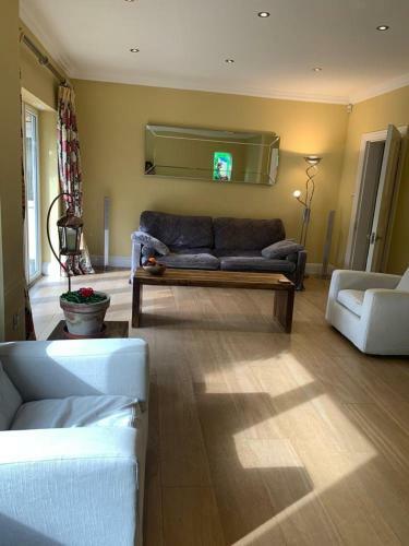 A Cozy House To Stay In Sunny Bournemouth