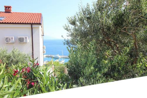 Kety Beautiful Apartment 100 Meters To The Beach
