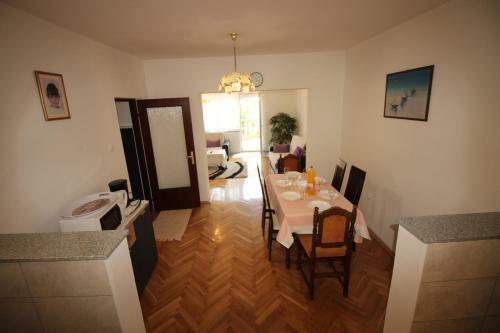 Kety Beautiful Apartment 100 Meters To The Beach