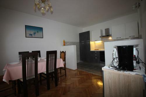 Kety Beautiful Apartment 100 Meters To The Beach