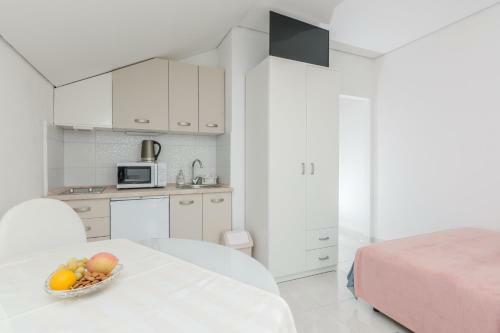 Villa Flora Maris Apartments