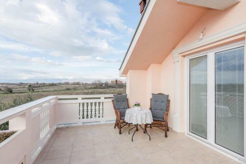 Villa Flora Maris Apartments