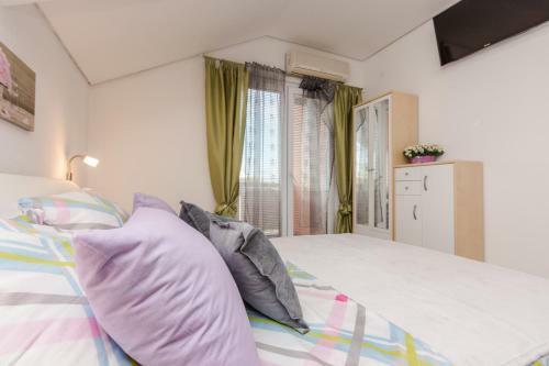 Villa Flora Maris Apartments