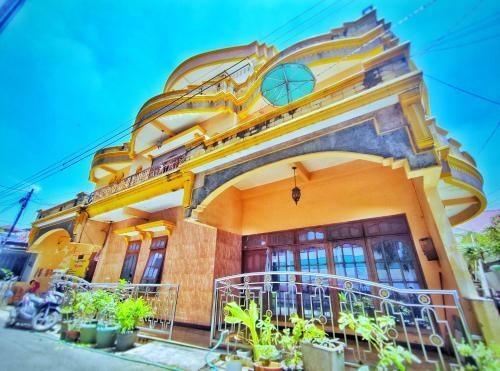 Albergue Penginapan Semarang Murah