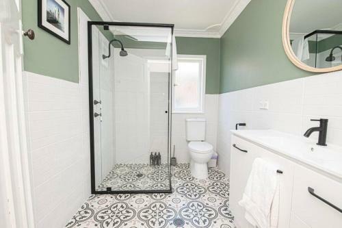 Bindi Cottage, Spacious & Unique, Opposite Pool