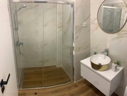Luxury Apartments Leonika