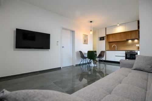 Luxury Apartments Leonika
