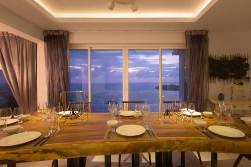 Villa Thalassa Absolute Sunrise Seaview