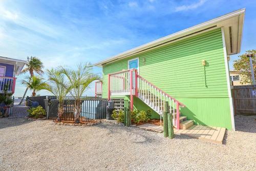 Apartamento Beacon - Beacon Beachfront Cottage #11 Direct View