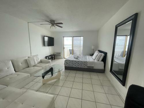 Apartamento Fantastic Studio With Incredible Bay Views