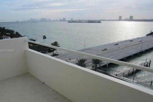 Apartamento Fantastic Studio With Incredible Bay Views