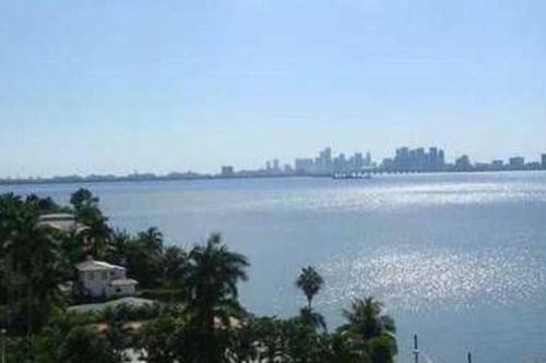 Apartamento Fantastic Studio With Incredible Bay Views