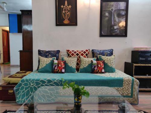 Jain Boutique Home 2bhk Fully Furnished