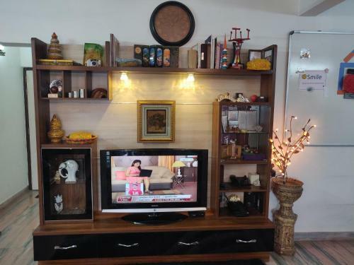 Jain Boutique Home 2bhk Fully Furnished