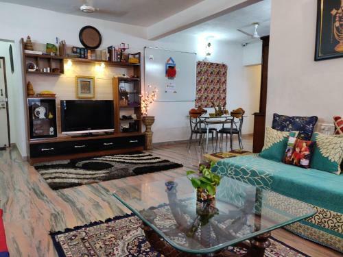 Jain Boutique Home 2bhk Fully Furnished