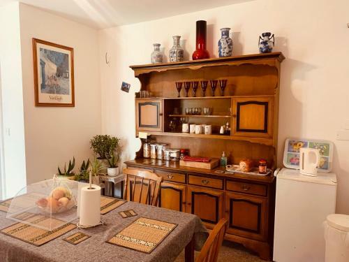 Bed & Breakfast Hikers & Bikers Refuge