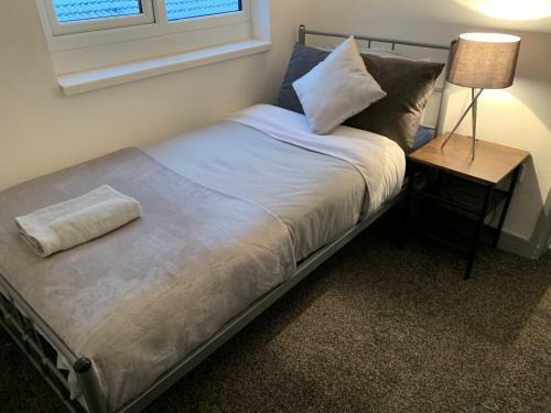 Cosy Cottage In Redcar - Workstays Uk