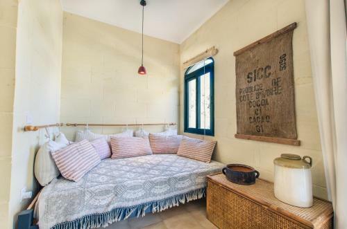 Apartamento 'feel@home' Xlendi Retro Designer Apt 30sec From Beach