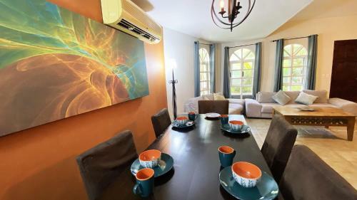 Casa Carey 2 Steps From The Beach Puerto Morelos Mex