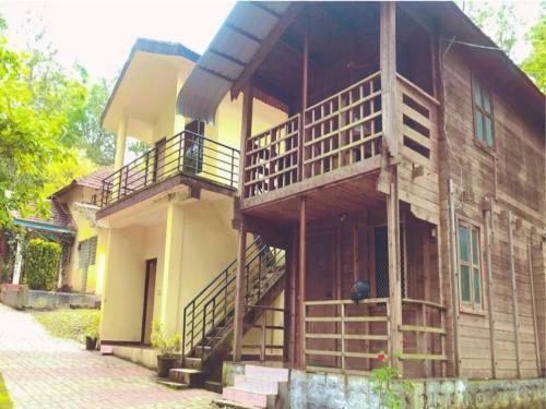 Hotel Staymaker Namana Stay