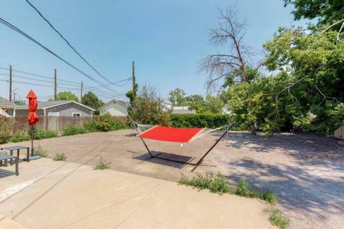 Denver Oasis Grove With 3 Bedrooms 2 Bathrooms And Yard