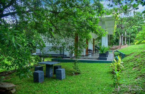 Hostal Simoya Nature Park