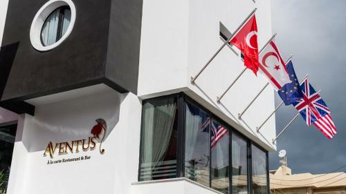 Royal Palace Hotel