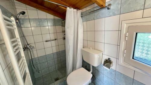Cosy Loft Apartment In Argyrades Village