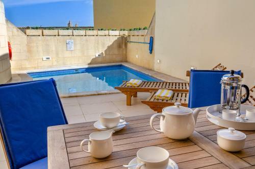 Gozo Apartment W/private Pool, Cosy Terrace, Bbq & AC