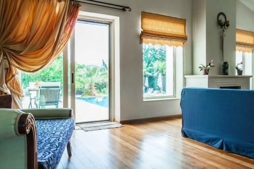 Villa Orange Tree Garden Vacation Home