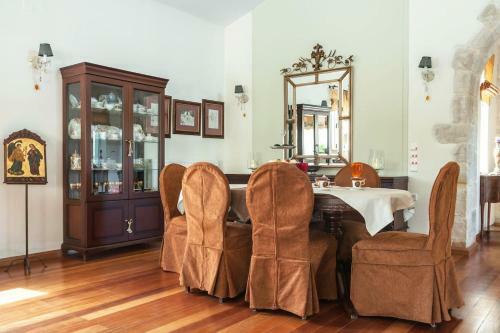 Villa Orange Tree Garden Vacation Home