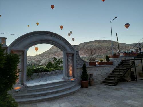 Bed & Breakfast Underground Cave Suites Hotel