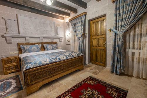 Bed & Breakfast Underground Cave Suites Hotel