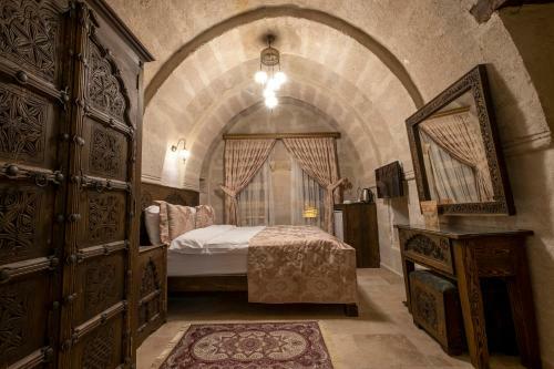 Bed & Breakfast Underground Cave Suites Hotel