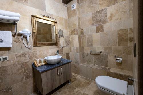 Bed & Breakfast Underground Cave Suites Hotel