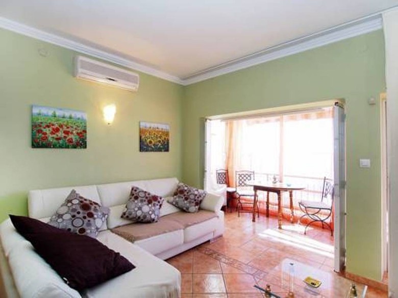 Villa Roses
