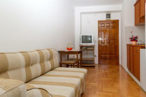 Apartments Elena