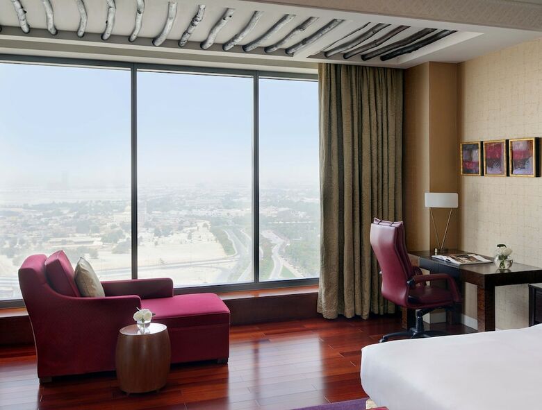 The H Hotel
