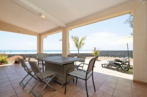 Villa Perroquet 4****- 157 M2- Piscine, Acc�s Direct � La Plage Boucan Canot