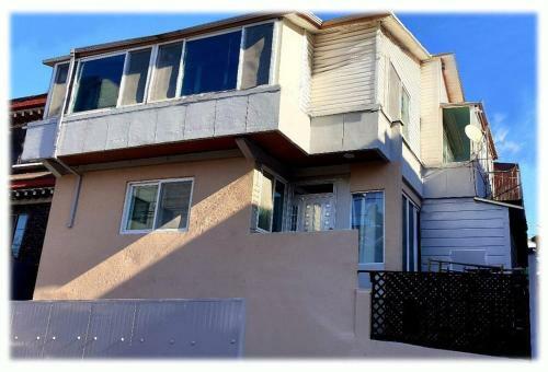 Flower Road House In Wonju