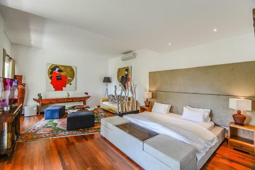*opening Promo* Luxury 5+1 Bdr Villa 100m To Beach