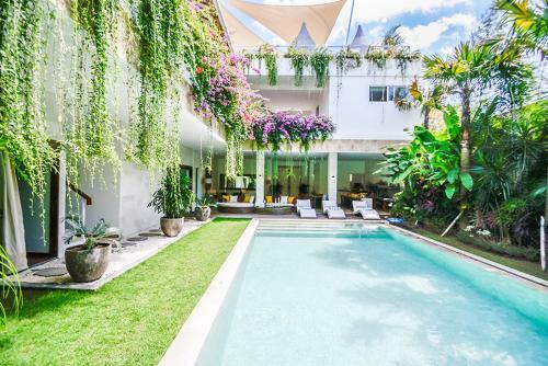 *opening Promo* Luxury 5+1 Bdr Villa 100m To Beach