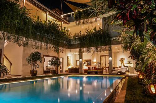 *opening Promo* Luxury 5+1 Bdr Villa 100m To Beach