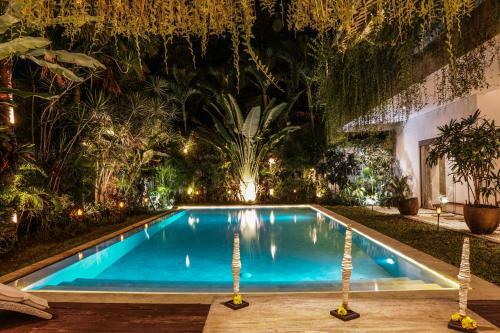 *opening Promo* Luxury 5+1 Bdr Villa 100m To Beach
