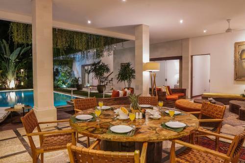 *opening Promo* Luxury 5+1 Bdr Villa 100m To Beach