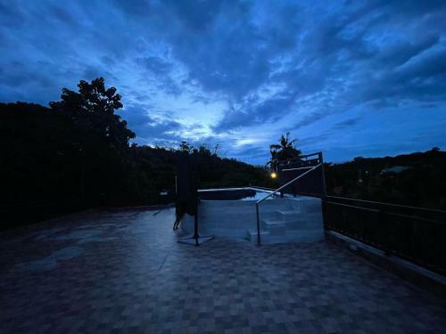 Villa Charming Apartelle With Swimming Pool -exclusive